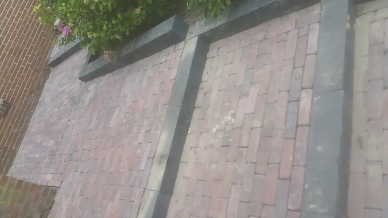 Keramische terrastegels leggen: fundament, afwatering en voegmortels